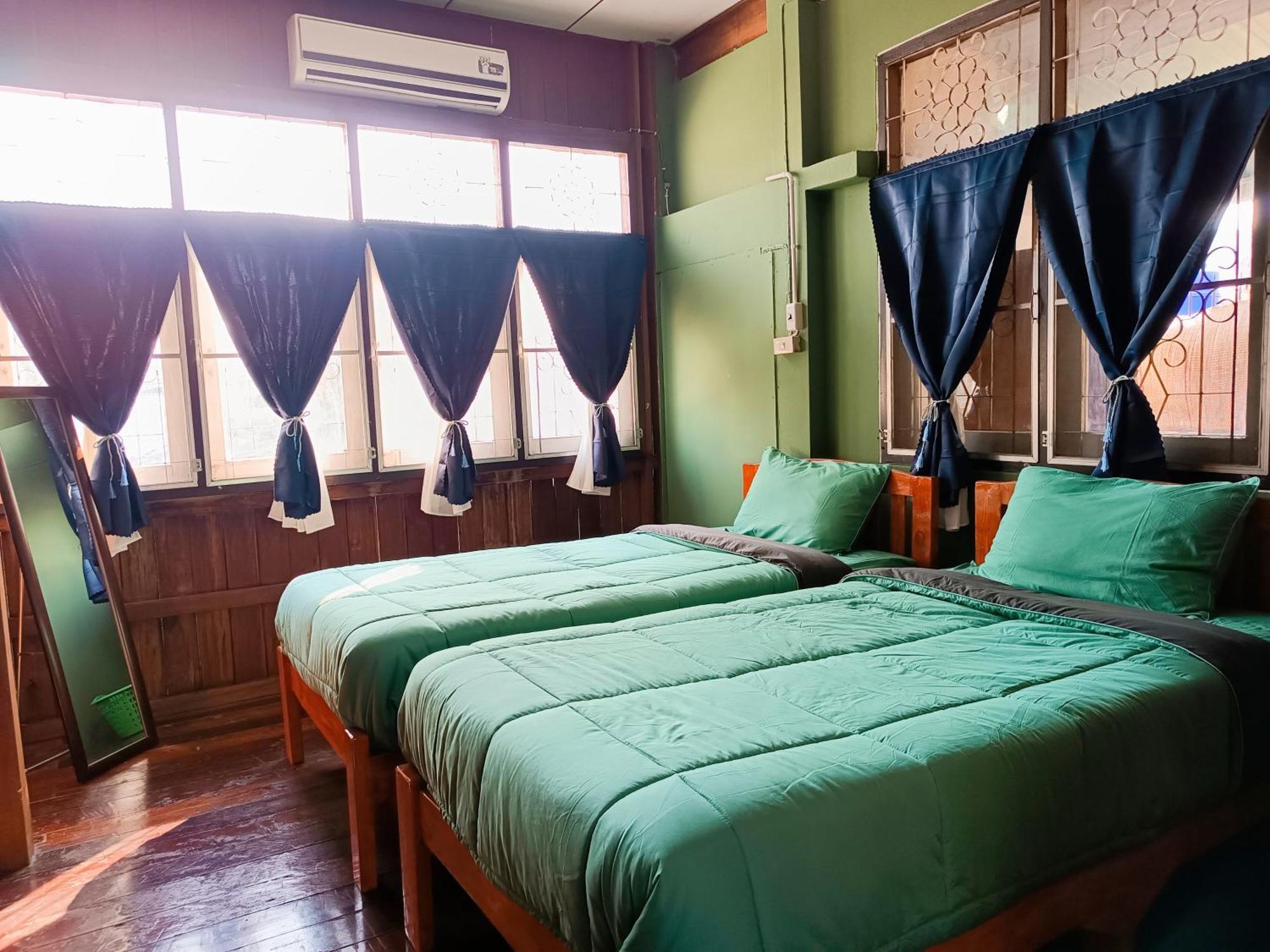 Pai Baan Homestay ปายบ้าน โฮมสเตย์ ถนนคนเดินปาย Exterior foto